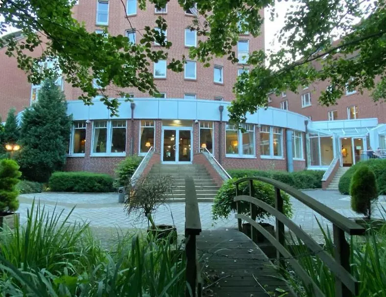 Hotel Luebecker Hof Stockelsdorf 4*,