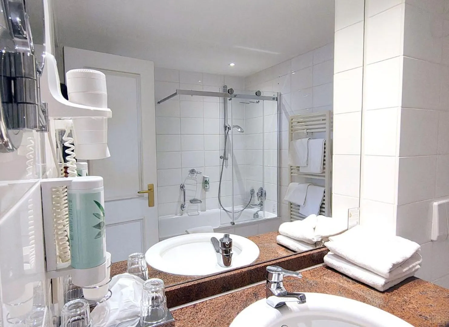 Hotel Luebecker Hof Stockelsdorf 4*,  Alemania